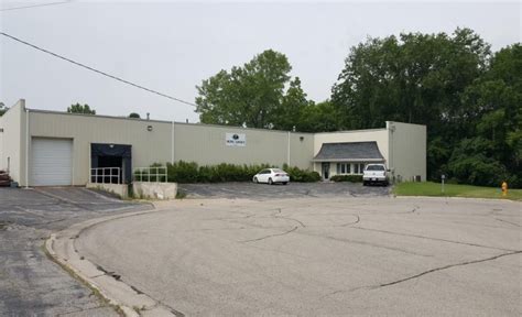 8 Line Supply, 1116 Honey CT, De Pere, WI, Machine shop, .